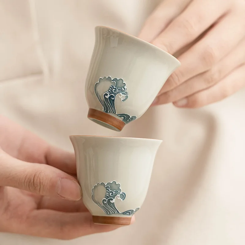Handmade Carved Wave Relief Bell Cup Ceramic Tasting Cup Master Tea Cup Small Personal Kung Fu Tea Set Home Office Gift Box