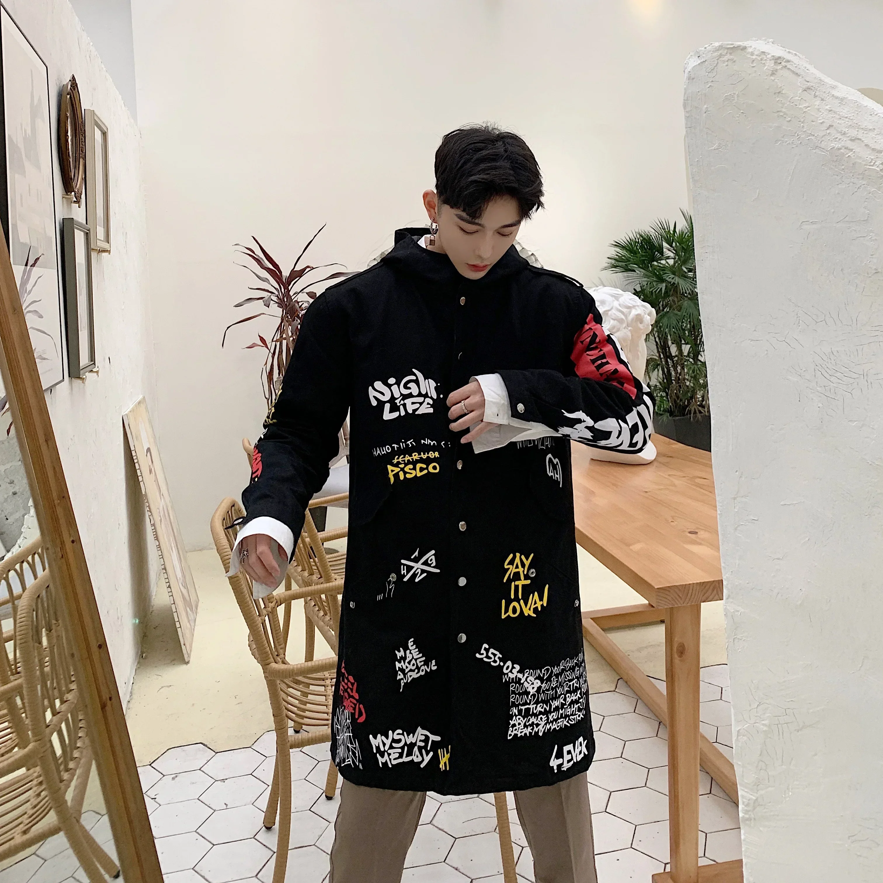 Letter Print Jacket for Men Graffiti Trench Coat Hip Hop Clothing Teen Autumn Fashion Trend Harajuku Streetwear Long Windbreaker