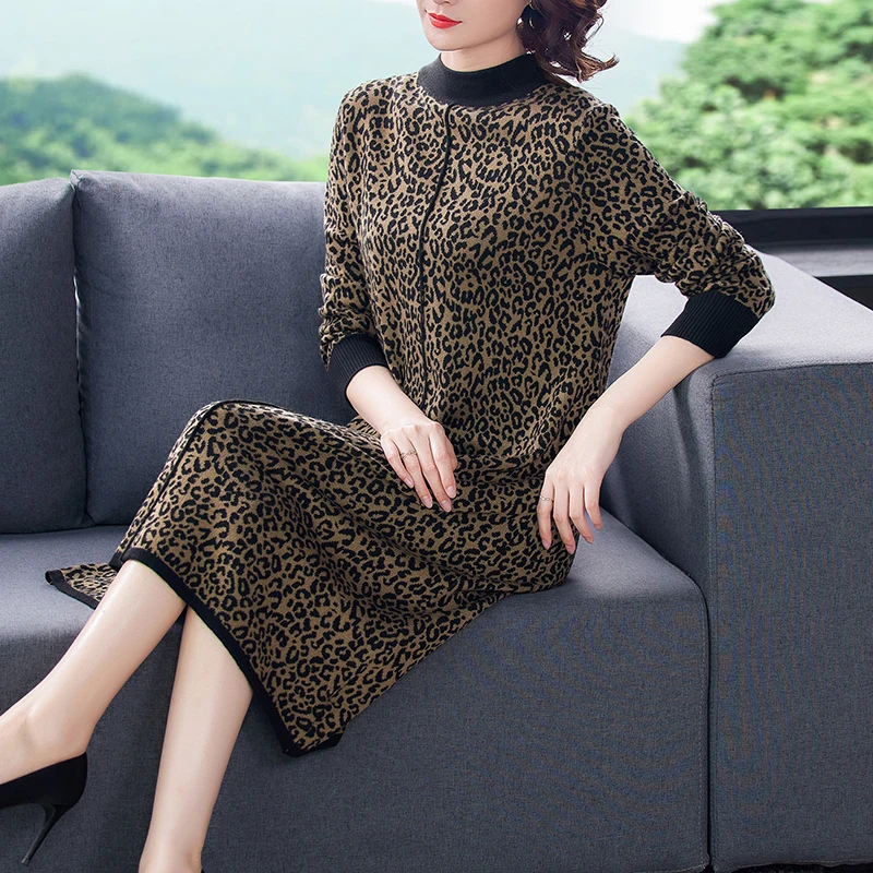 

2023 Winter New Leopard Pattern Knitted Jacquard Long sleeved Dress for Women's Loose Large Elastic Slim Hair Dress