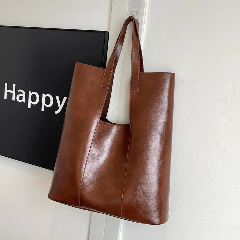 حقيبة مائلة للنساء ذات سعة كبيرة حقيبة كتف نسائية راقية من الجلد الزيتي محمولة باليد متعددة الاستخدامات حقيبة حمل كلاسيكية