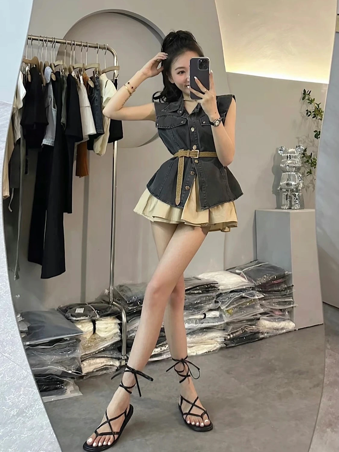 

Early Summer Vintage Denim Set Women's Waist-Cinched Sleeveless Top Flared Skirt Two-Piece Suit Cotton Fabric Fashionable Ens...