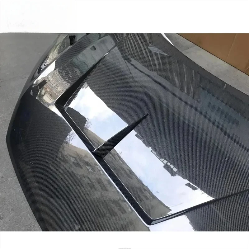 High Quality Carbon Fiber Front Engine Hood Sports Car Gloss Easy Installation Exterior Parts
