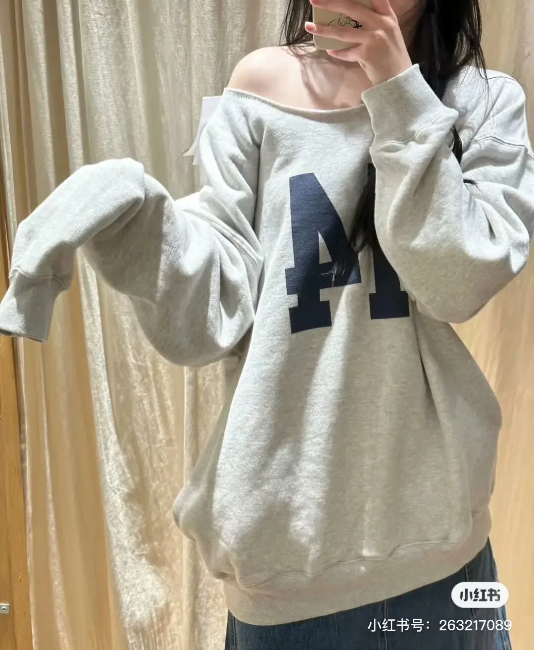 14 Digits Slanted Shoulder Collar Sweatshirt for Women 2024 Autumn Casual Fashion Tops Loose-fitting Pullover Top for Ladies