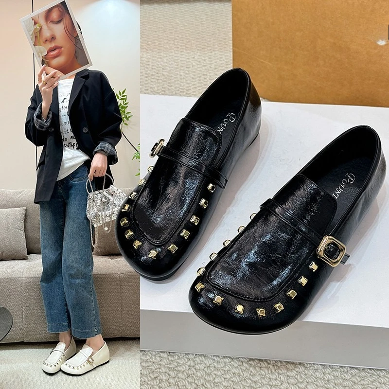 2026 New Spring and Autumn Flat Women's French Retro Inside Heightening Single Shoes