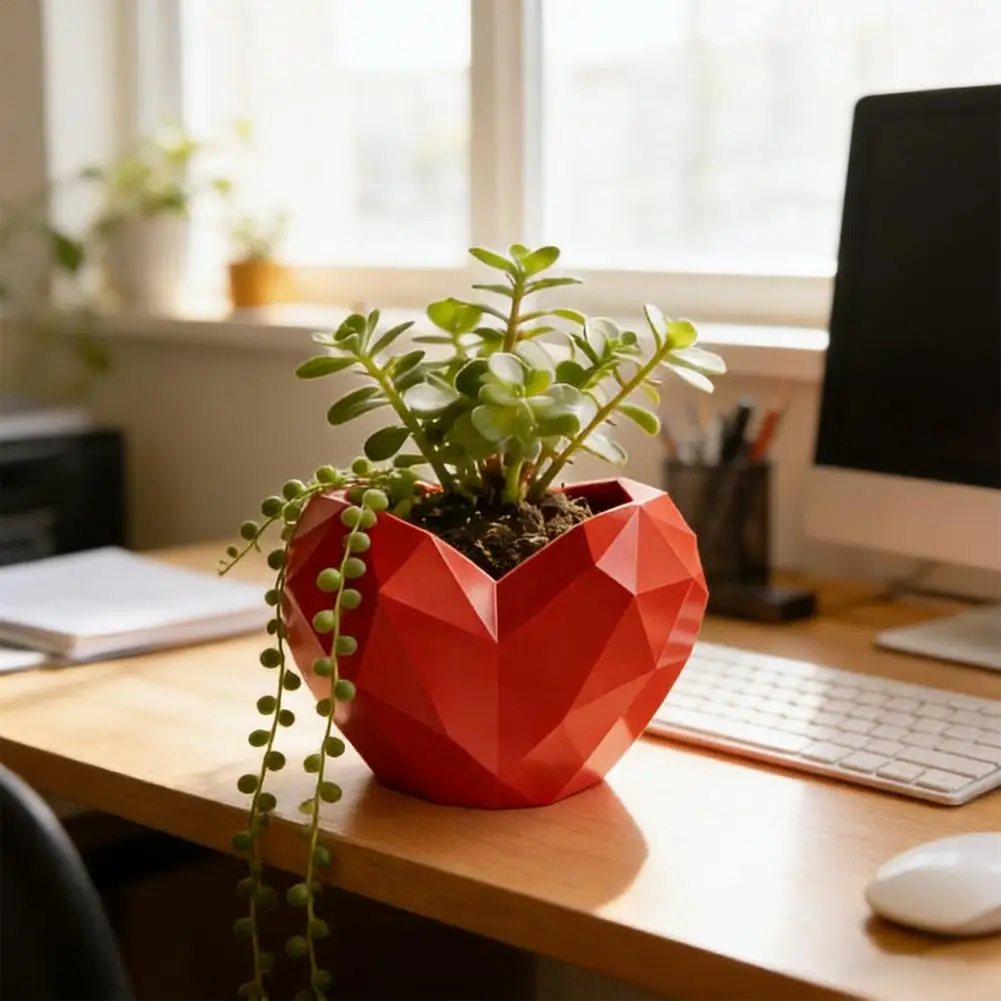 3D Printed Heart Planter with Lid Geometric Mini Flower Pot Storage Box for Small Plants Desktop Decor Home Office Gift
