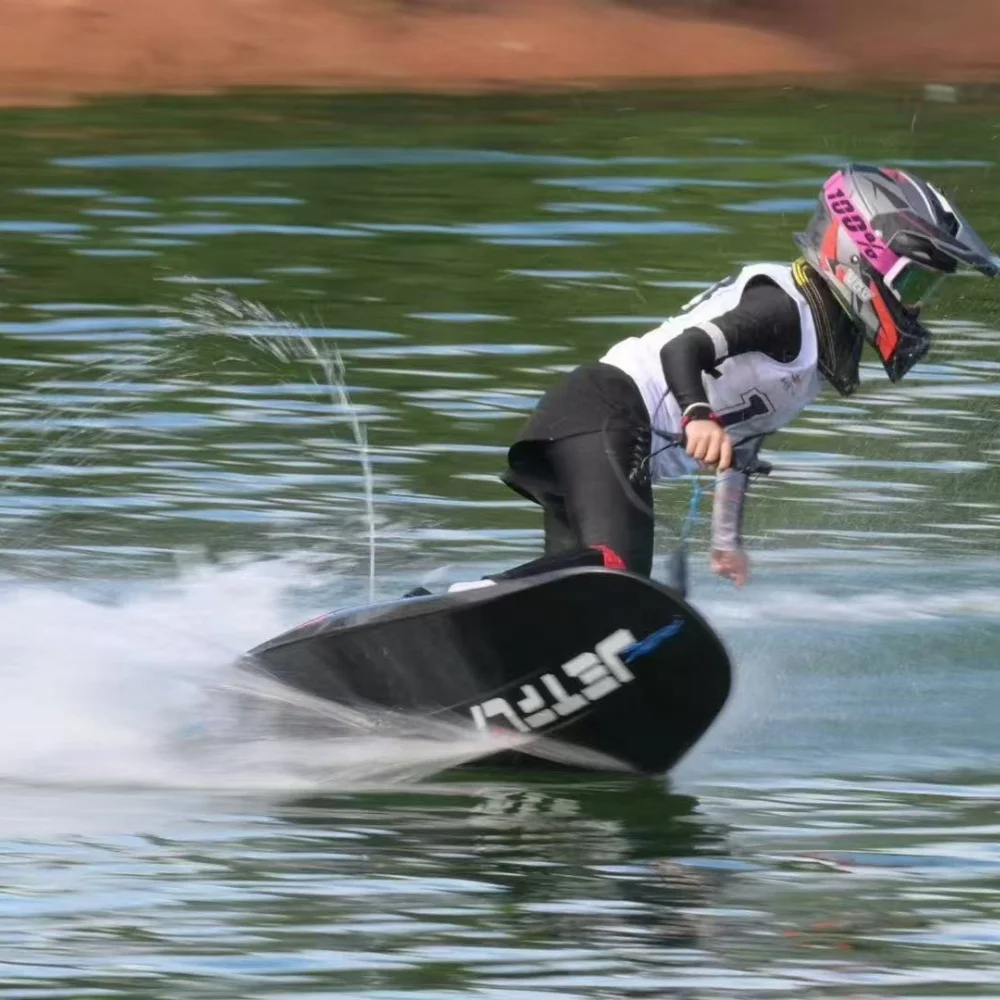 Best Quality ADV 110CC Carbon Fiber Petrol Surfboard 9.2L Fuel Capacity 62KM/H Long Distance Oil Powered EFI Jet-board