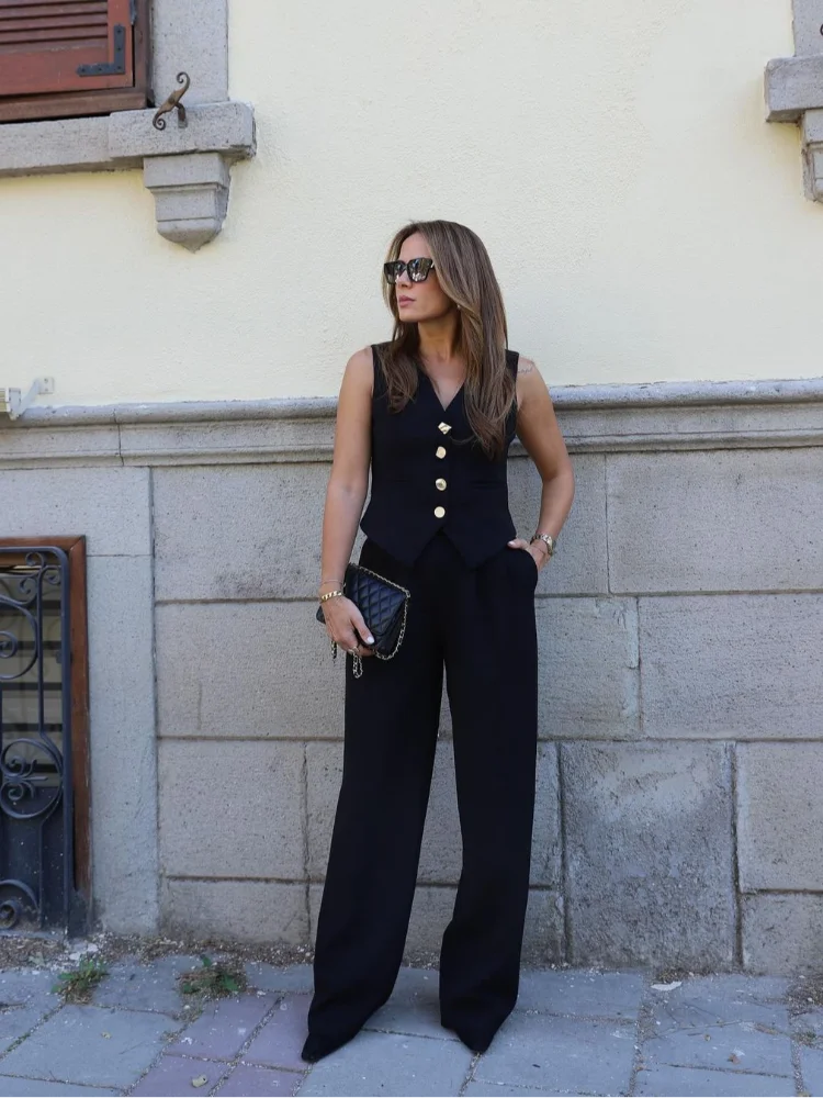 

Sexy Black Sleeveless V-neck Vest Women Chic Off-shoulder Single Breasted Waist Cinching Slim Short Top Lady Daily Street Tops