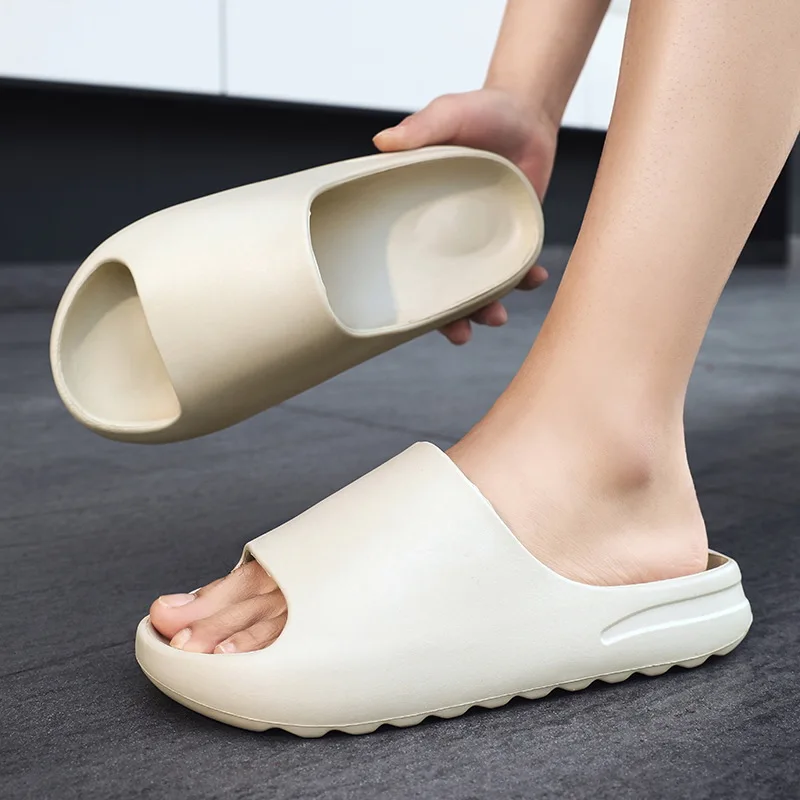 Comwarm Neue Damenmode-Sommer-Hausschuhe, weiche EVA-Sandalen mit dicken Sohlen, Badezimmer-Slides, rutschfeste Strandrutschen, Kokosnuss-Hausschuhe