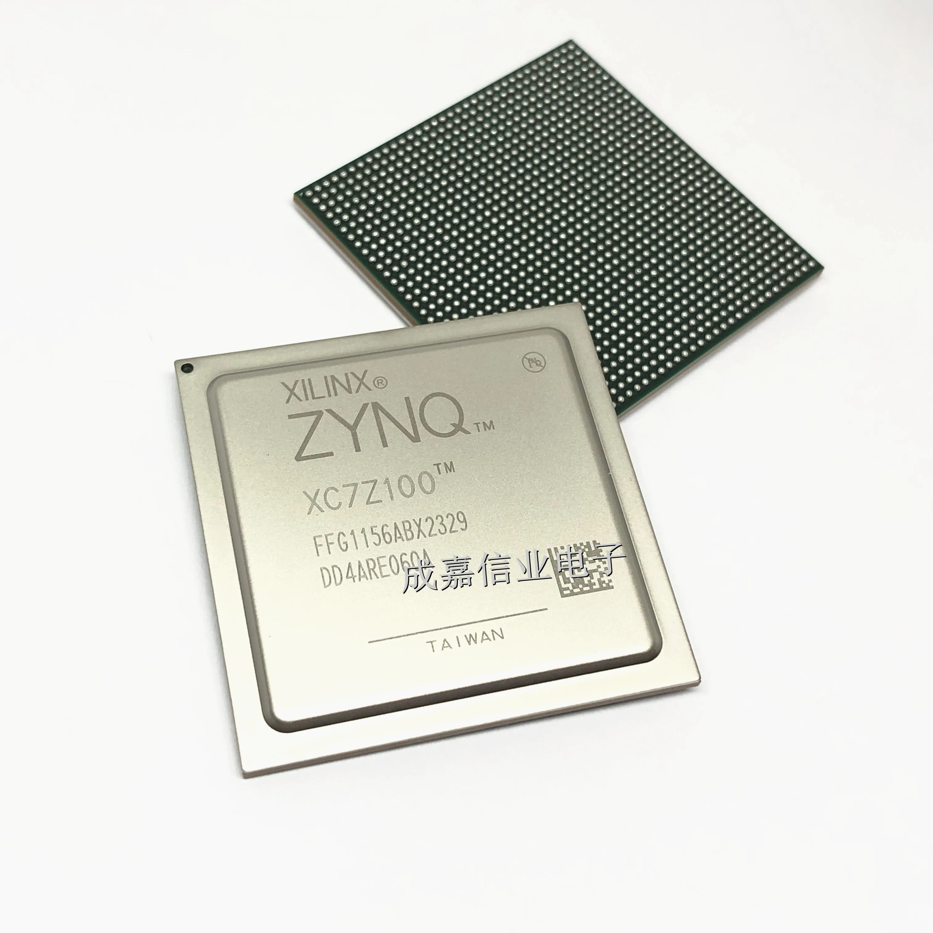 1pcs/Lot XC7Z100-2FFG1156I FCBGA-1156 SoC FPGA 26.5Mbit 400I/O 766MHz Operating Temperature:- 40 C-+ 100 C