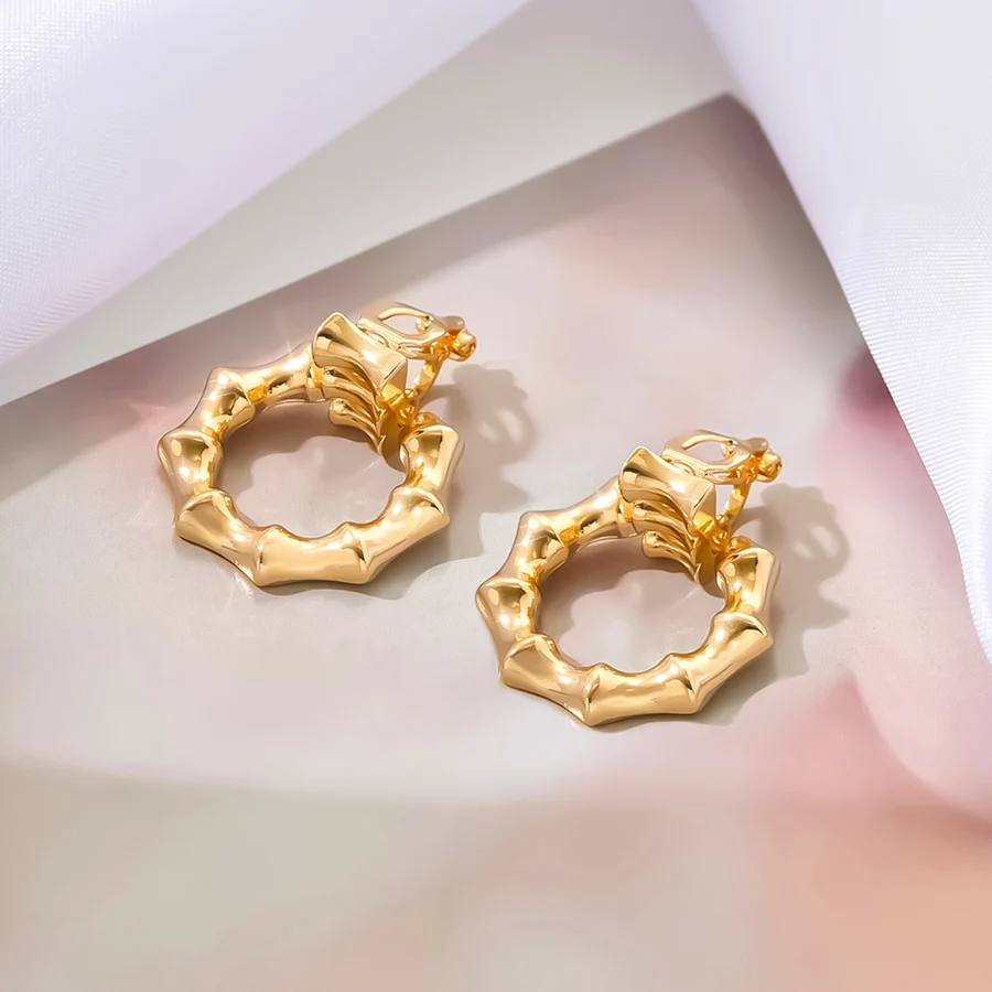 Statement Retro Golden Bamboo Nodes Clip on Earrings Simple Creative Design Non Hole Ears for Women Party Daily Jewelry Gift