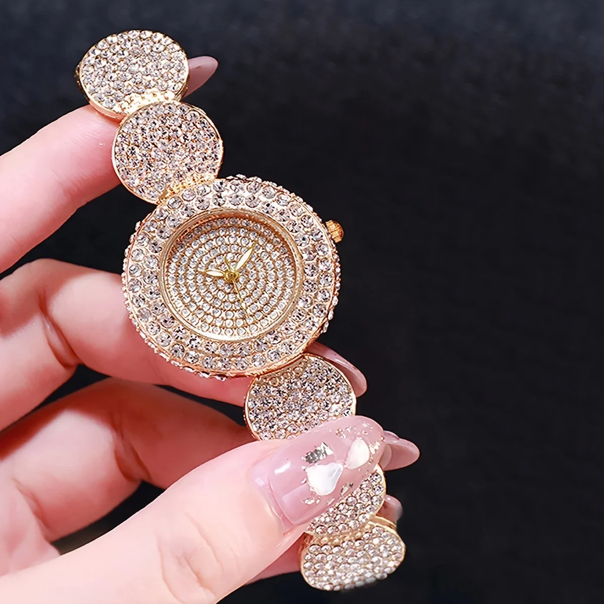 Women's Watch Luxury Rhinestone Quartz Bracelet Watch Sparkling Fashion Analog Party Dress Wrist Watch