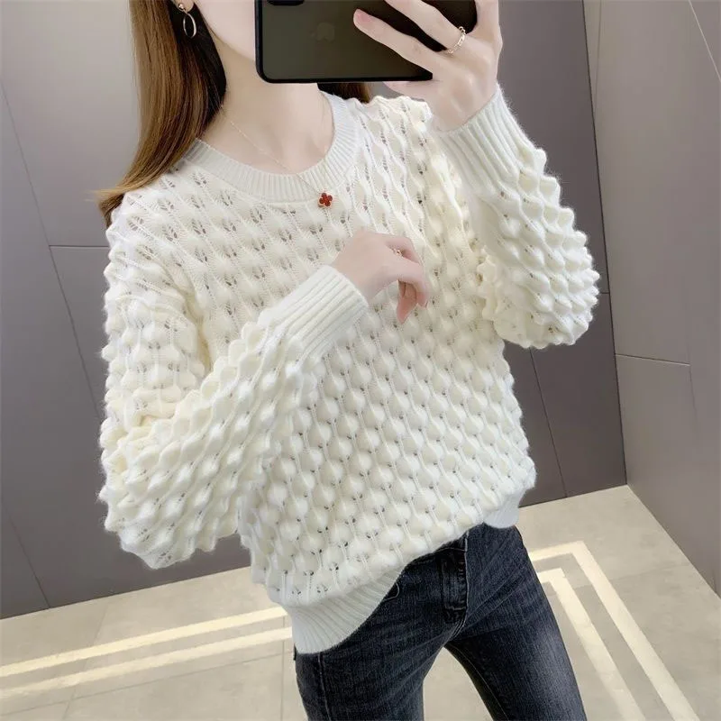 New Autumn/Winter Fashion Korean Edition Hollow Out Solid Round Neck Loose and Versatile Western Style Slim Women\'s Sweater