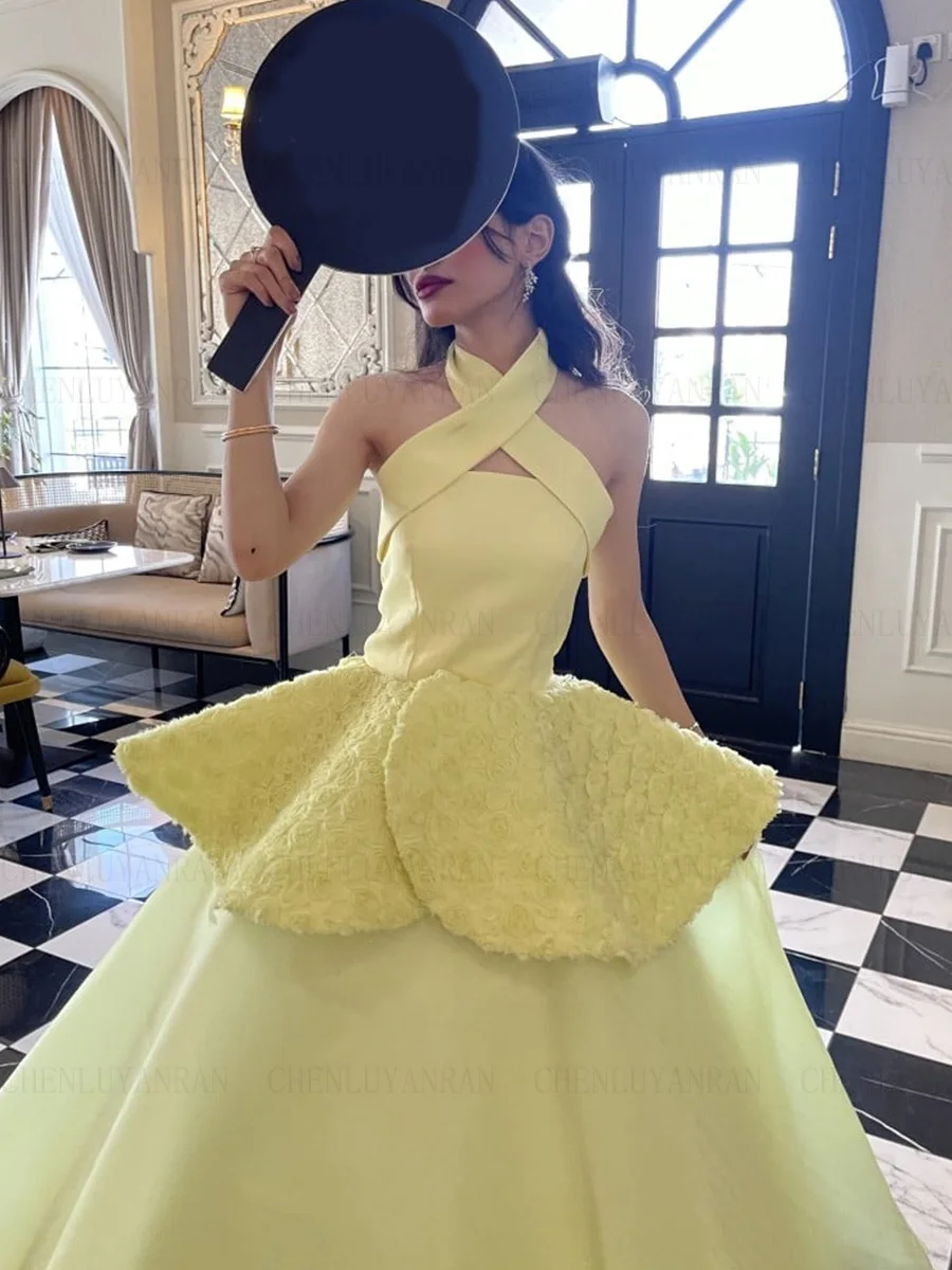 Yellow Lace Formal Occasion Dresses 2025 Customized Halter A-line Long Ball Gowns Zipper Elegant Fashion Evening Party Gowns