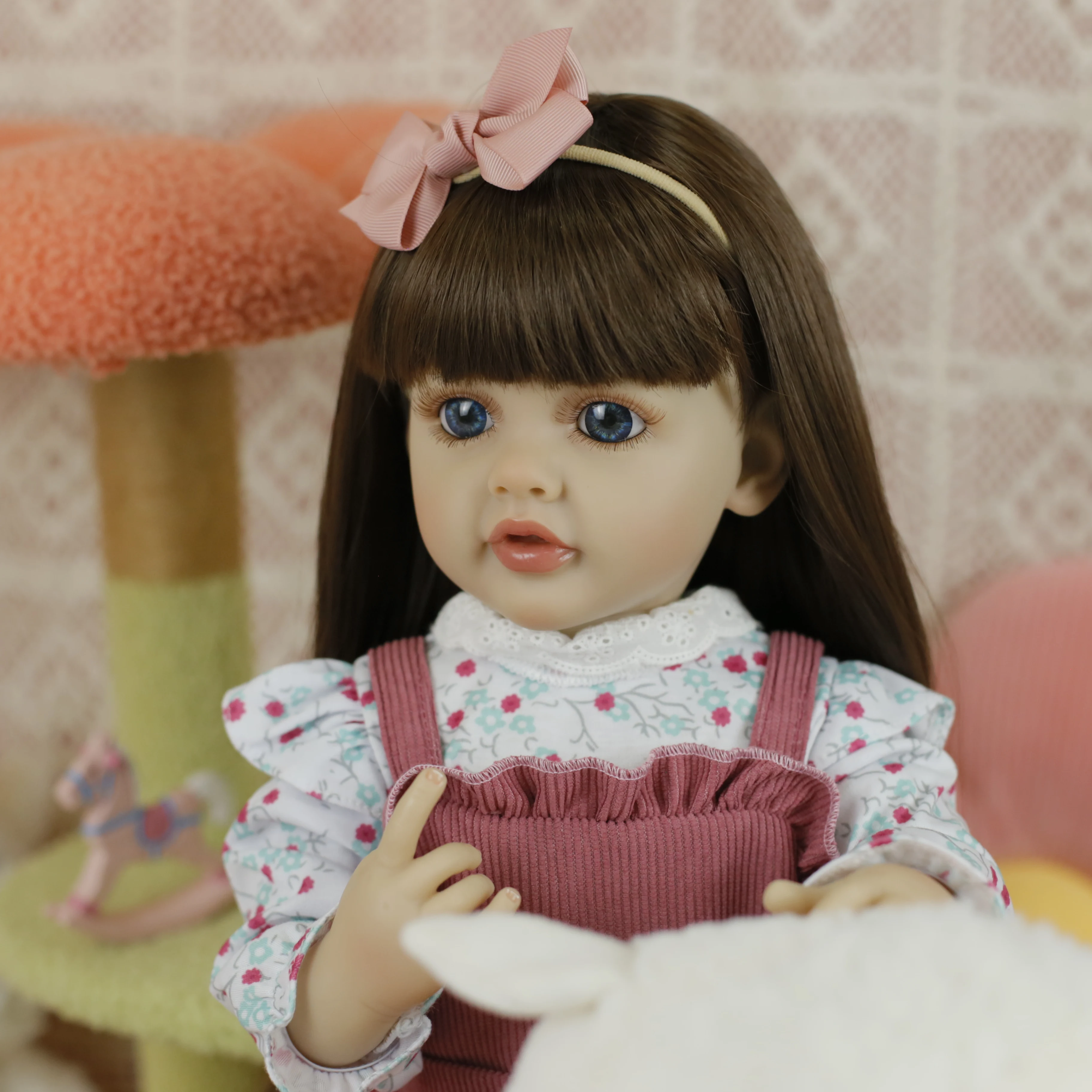 22인치 리본 유아 여자아이 인형 두두 부드러운 실리콘 전신 비닐 실물 같은 신생아 갈색 머리 크리스마스 선물 (여아용)