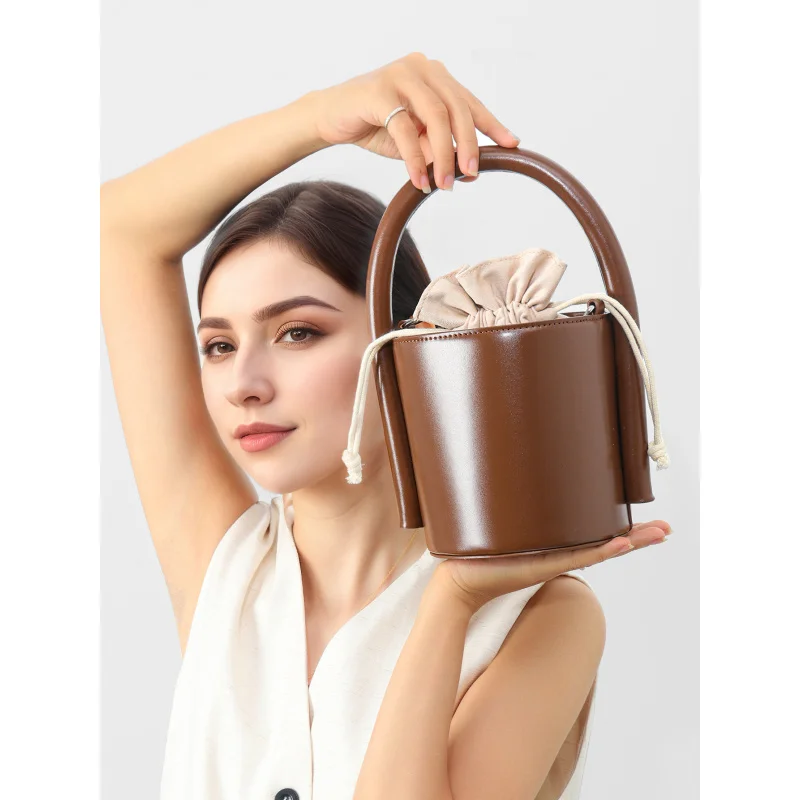 Túi xách da thật mới Túi đeo vai đơn giản đa năng Cao cấp Dung tích lớn sang trọng chất lượng cao Túi xách nữ đi làm