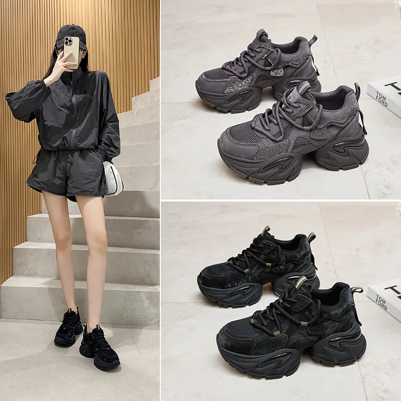 

Женские кроссовки 2026: новая модель, в стиле «папины кроссовки», для студенток, спортивные, популярные в интернете, повседневные