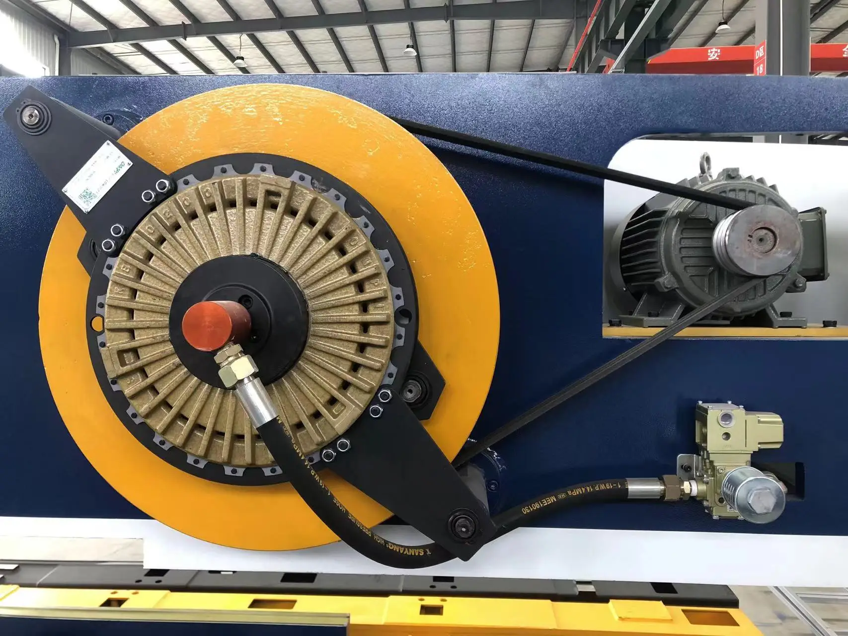 High Torque Mechanical CNC Turret Punching Machine Electric Fuji Servo Motor High-Precision 0.1mm 14KW Power for Furniture