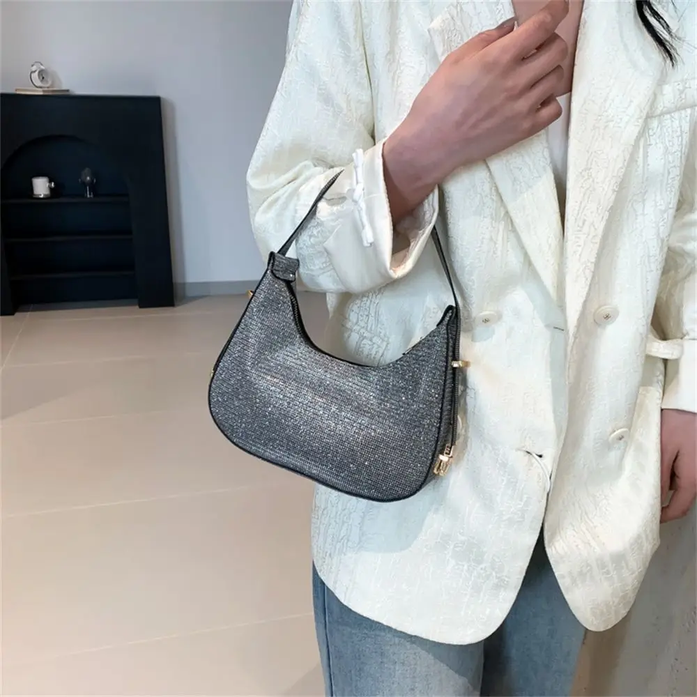 

Solid Color Shoulder Bag Portable Large Capacity Soft Commuting Bag Handbags Women Female