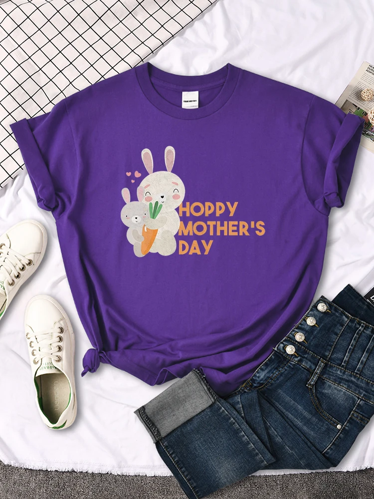 Happy Mother'S Day Send Mother Rabbit A Carrot T-Shirt Round Neck Hip Hop Tshirts Casual Tshirts Individual Hipster Women Tshirt