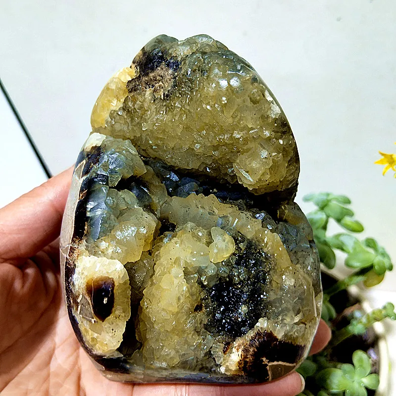 Natural Stones Septarian Geode Free Shape Mineral Crystals Cluster Voodoo Meditation Feng Shui Energy Room Decorations