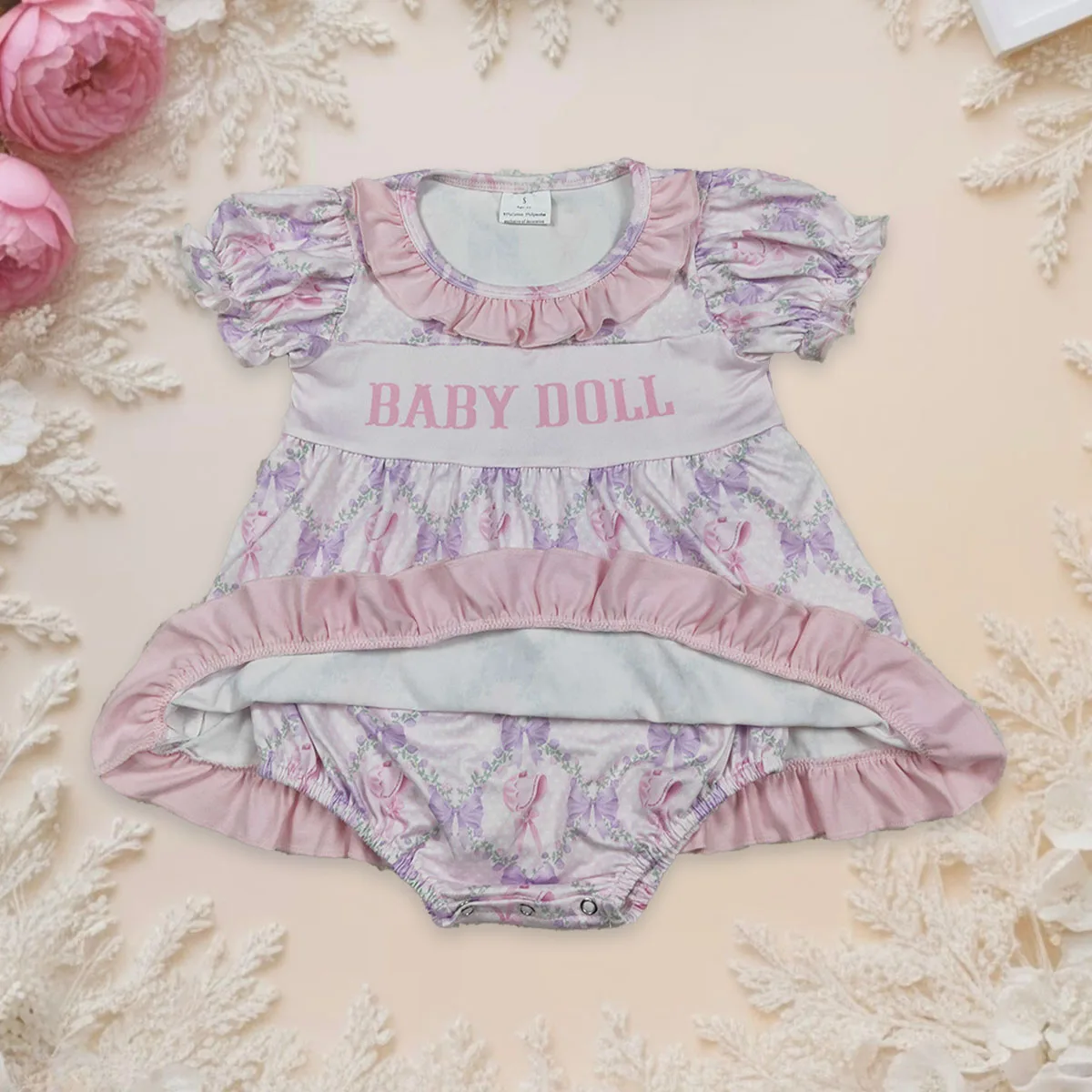 

Baby Girls Newborn Toddler Ruffle Bummies Romper Kids Children Short Sleeves Infant Bows Flowers One Piece Jumpsuit Wholesale