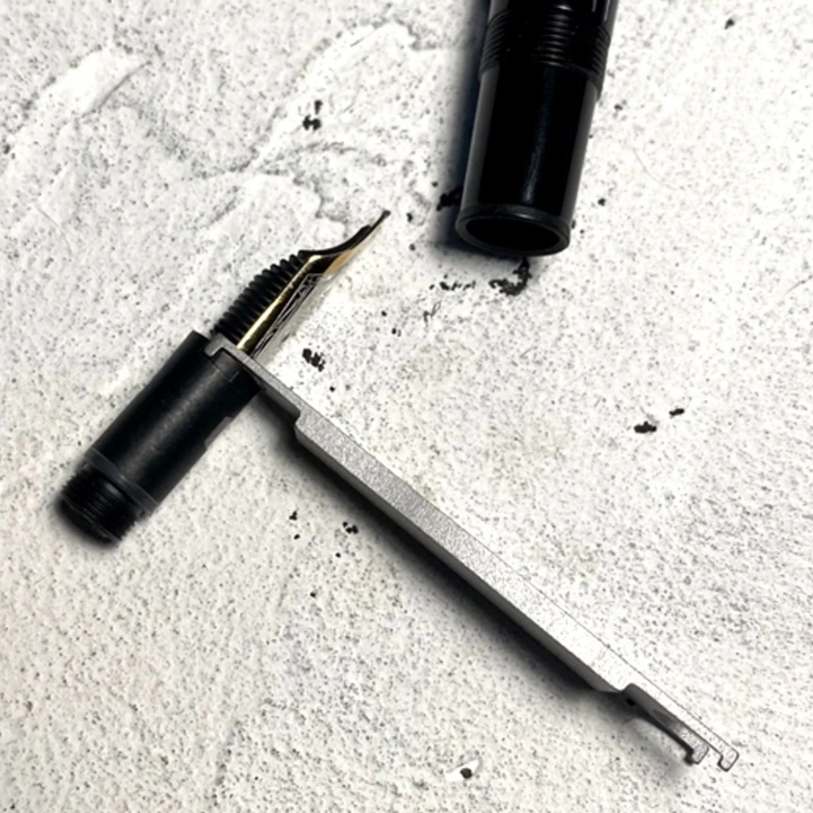 ปากกาหมึกซึมอุปกรณ์กำจัดลูกสูบสำหรับ Pelikan Montblanc อุปกรณ์146ปากกาเจลสำนักงานโรงเรียนเครื่องมือซ่อมประแจถอดประกอบ
