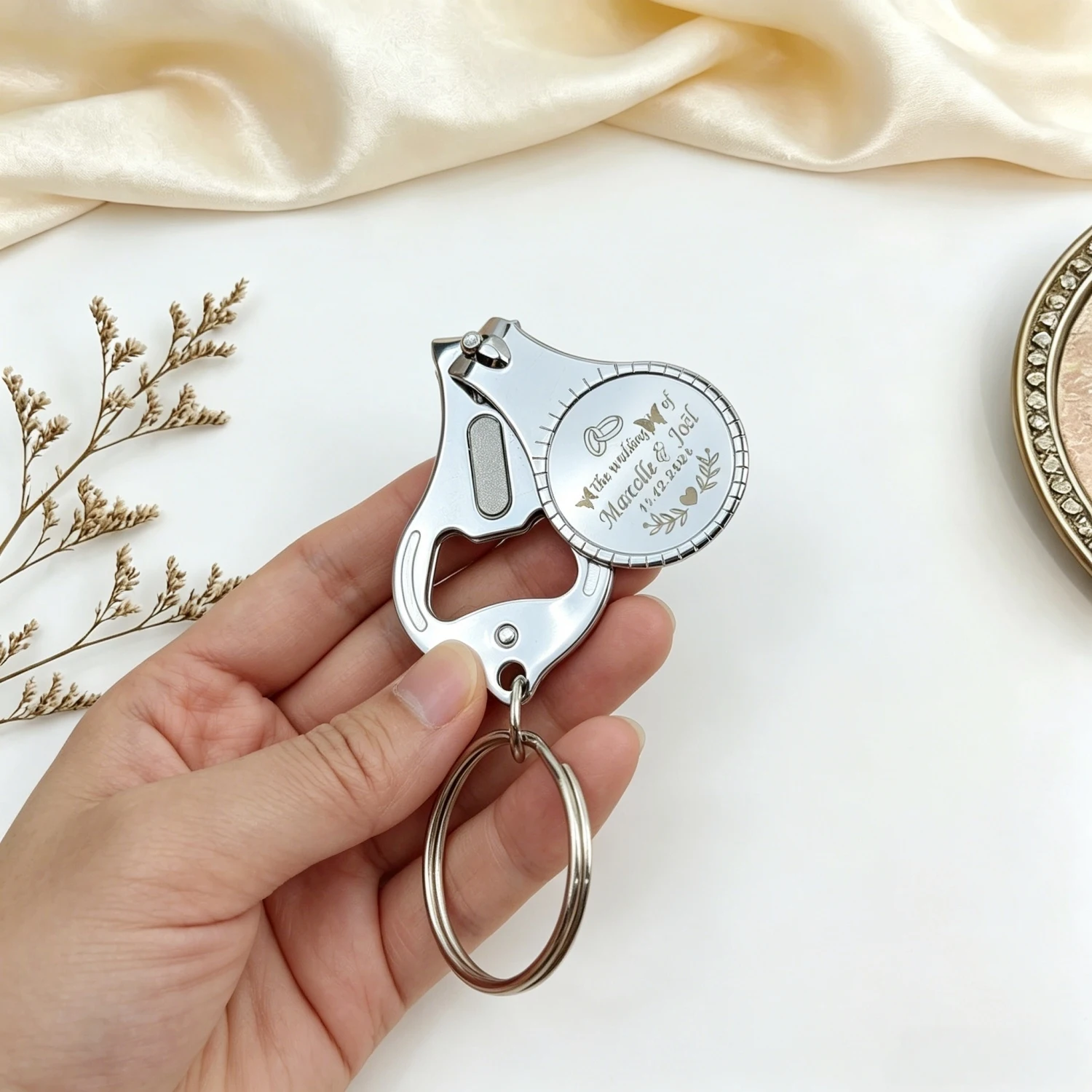 Wedding/Birthday/Baptism/First/Communion/Anniversary Multifunctional Beer Opener Keychain Nail Clippers Personalize Carving Gift