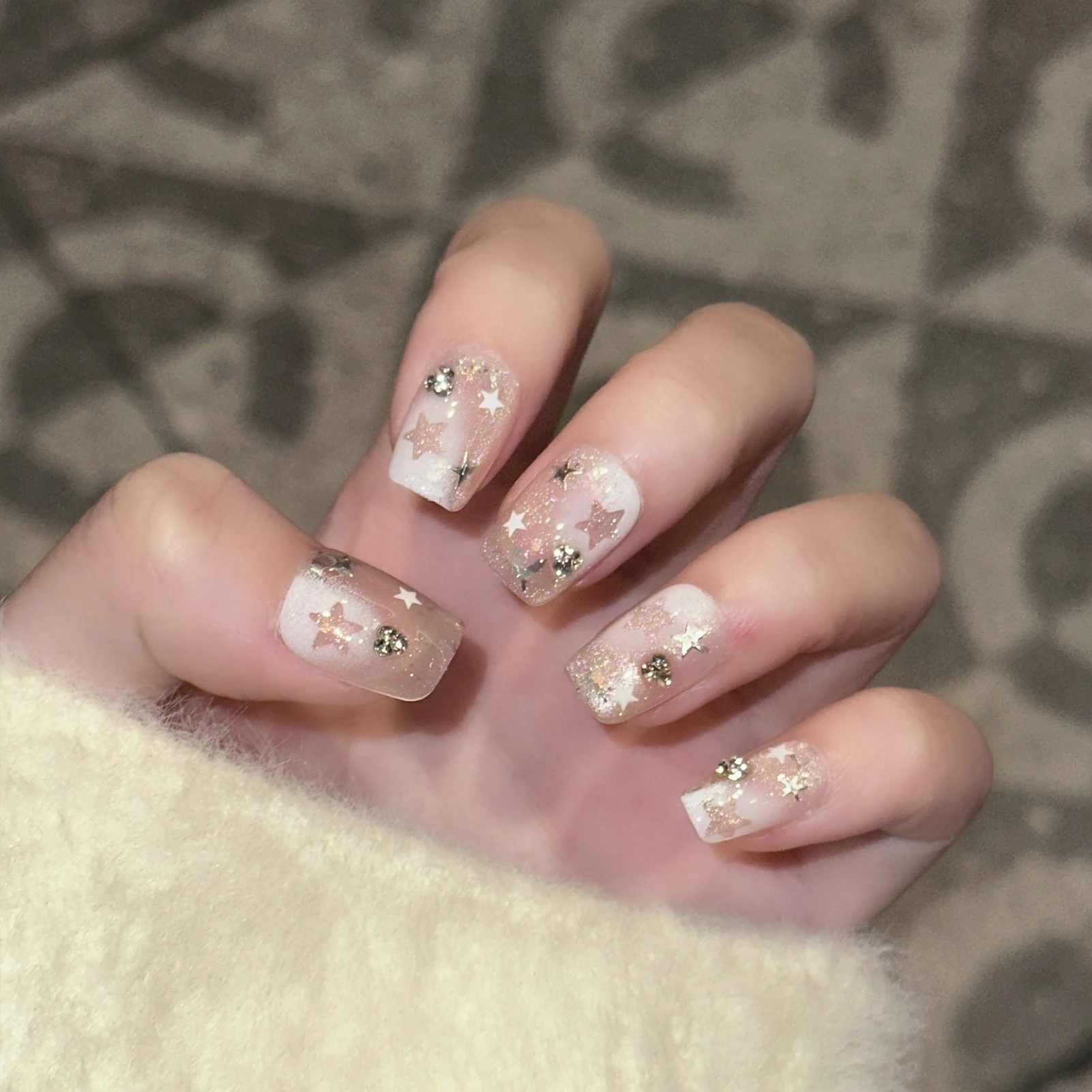10PCS Short Square Fake Nails with Star/Flower/Strawberry Print Natural Handmade Press on Nail for Parties Weddings DIY Nail Art