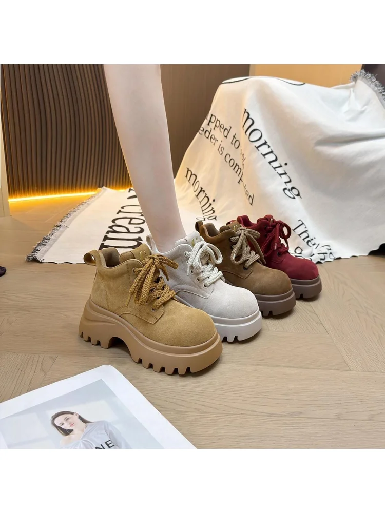 

Thick Soled Velvet Boots 2025 New Retro Lace Up Fashionable Anti Slip Trend British Short Boots