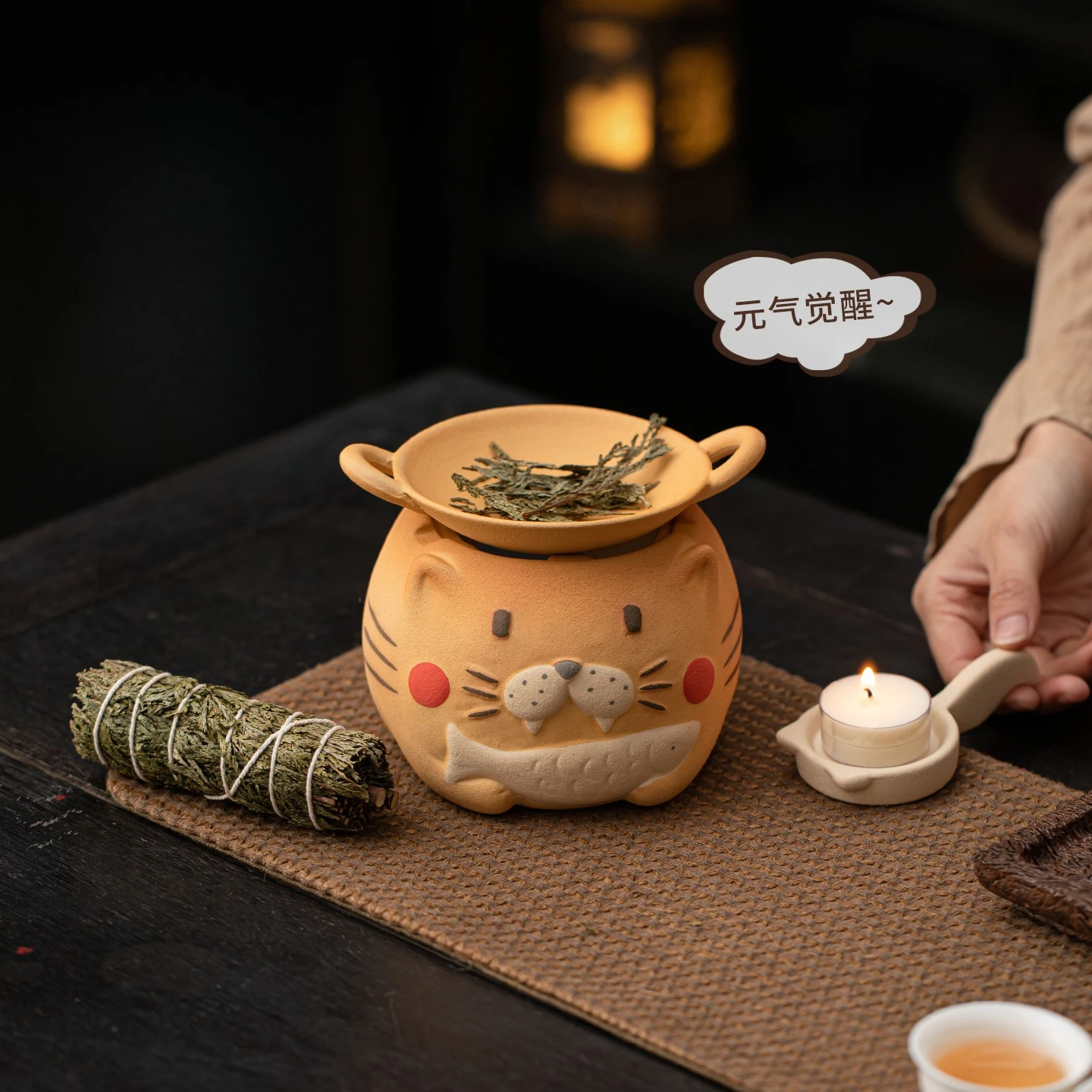 In Home Fragrance Products - เตาอุ่นชาเซรามิก กลิ่นลูกแมวน่ารัก ใช้สำหรับอุ่นชา จุดธูปหอม ผลิตภัณฑ์น้ำหอมสำหรับบ้าน