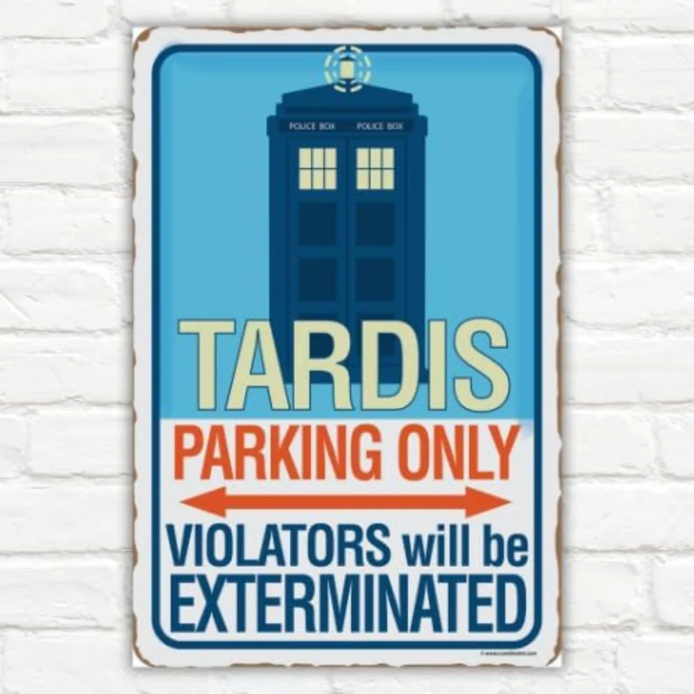 علامة معدنية كلاسيكية لوقوف السيارات "Tardis Only" - Doctor Who Wall Art، لا توجد ديكورًا لممارسة التعدي على غرفة ألعاب الأطفال في الأماكن المغلقة والخارجية