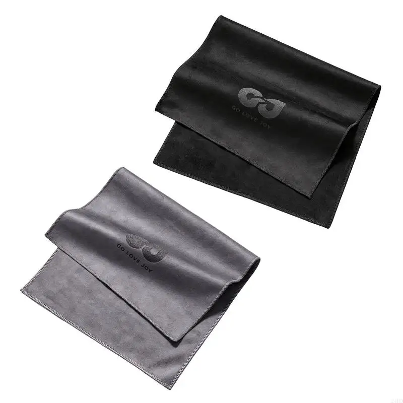 Billiard Cue Cleaning Cloth in Soft Fabric, Wipes Sweat Marks and Cue Dust Following Play, Folds into a Cue Case 24BD