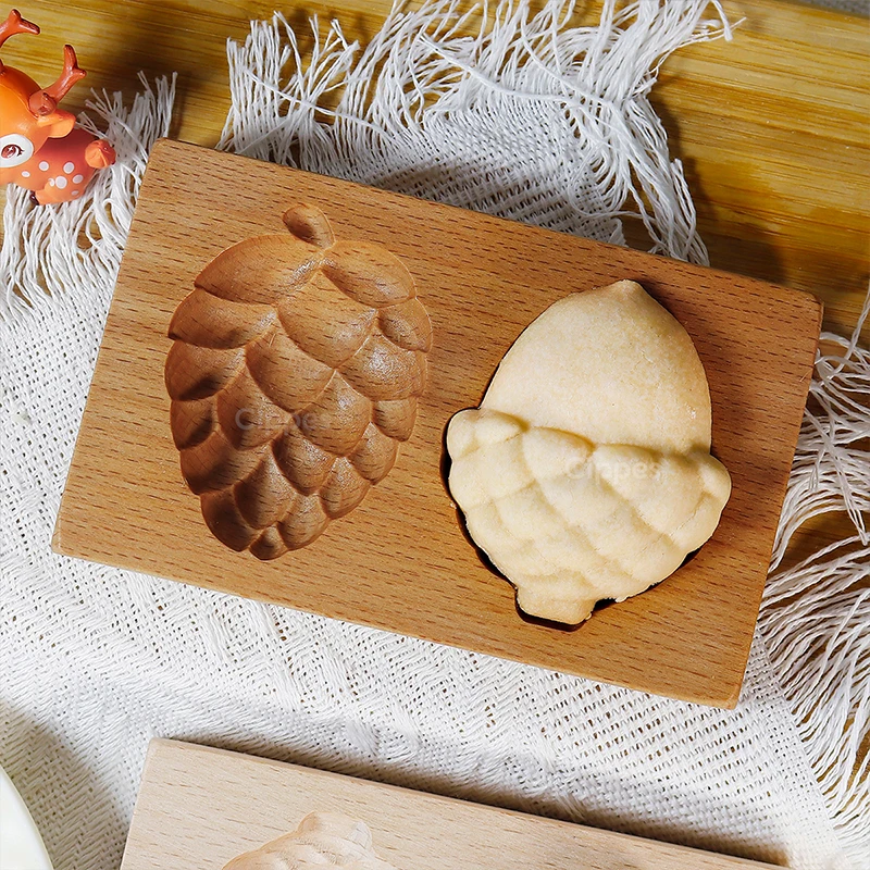 Wooden Cookie Molds for Christmas, DIY 3D Engraved Embossed Biscuit Cutter Moulds, Xmas Tree Snowflake Santa Claus Gingerbread