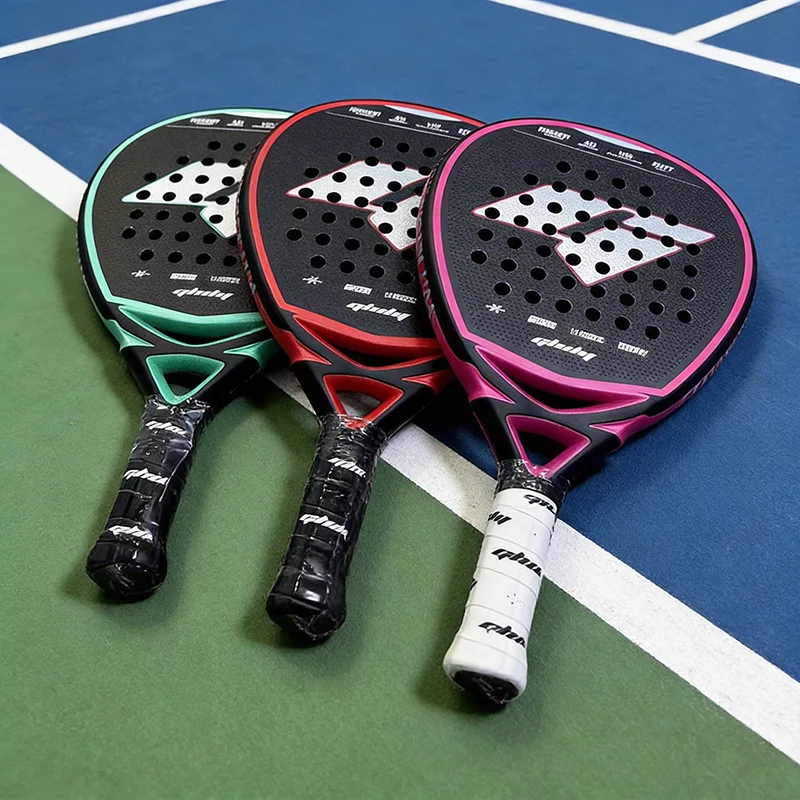 Raquette de padel extérieure en fibre de carbone 3K, logo personnalisable sur la surface, noyau en EVA élastique, équipement léger et durable fabriqué en usine pour
