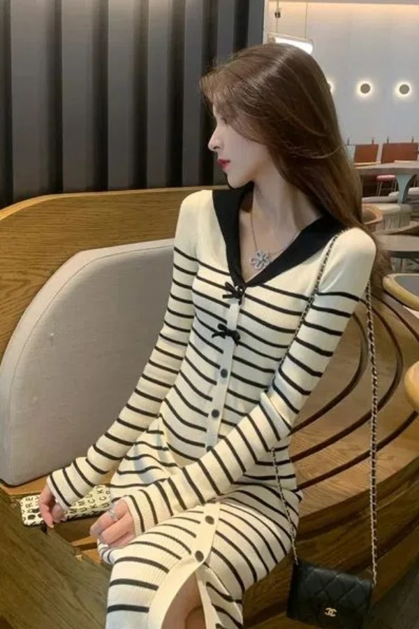 

Women Knitted Dress 2025 New Autumn Winter New Long Sleeve Thicking Warm Slim Waist Stripe Collision Color Woolen Dress CQ248