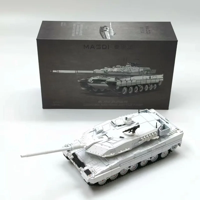

MASDI 1:64 Leopard 2A6 основный боевой танк, литая под давлением модель модели автомобиля, подарочная игрушка для мальчика, коллекционный демонстрационный предмет для взрослых.