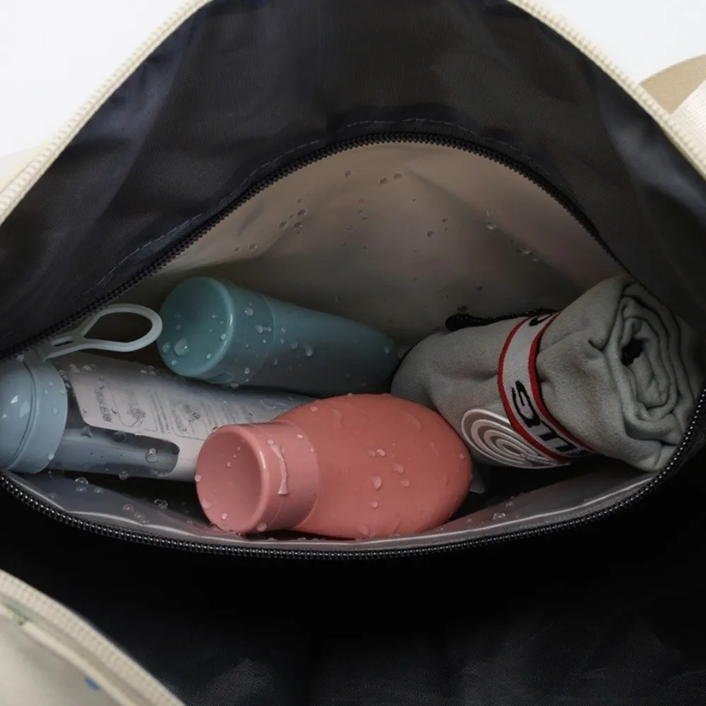 Graffiti Letters Printing Sport Gym Bag Waterproof Multi-Pocket Crossbody Duffle Bag Adjustable Strap Wet Dry Compartment