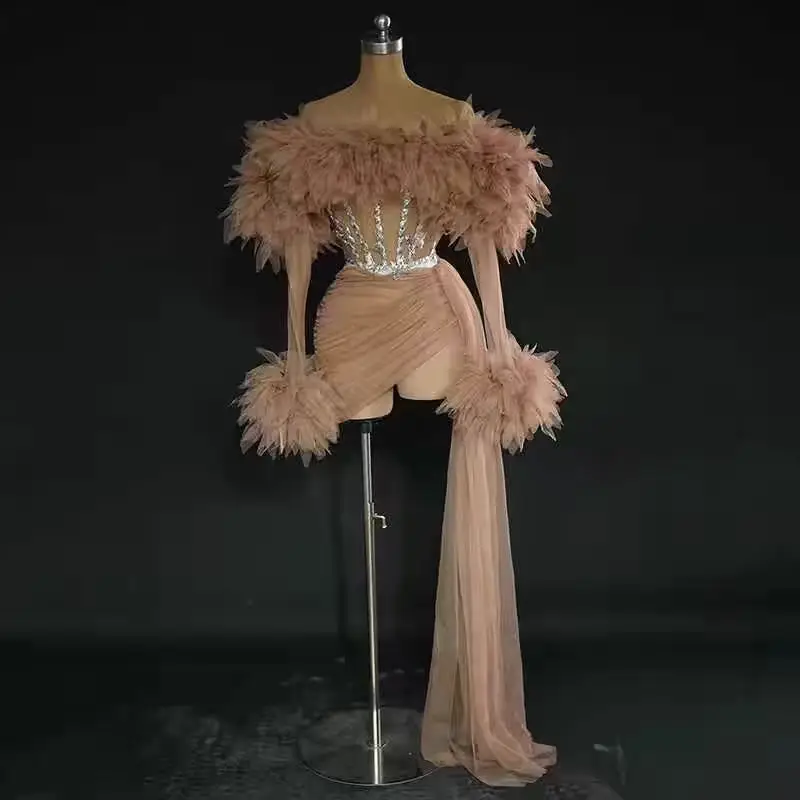 Рисунок 5 - Персонализированный темный глянцевый топ без рукавов