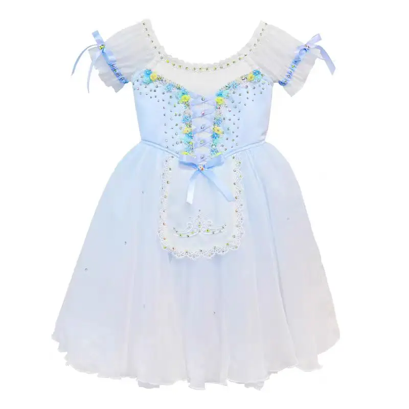 

Custom-made Giselle tutu Gabelia can't keep her daughter tutu in a children's costume