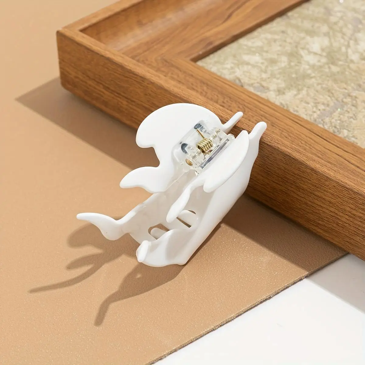 Las garras de pelo de fantasma blanco para mujer son adecuadas para trajes de Halloween. 1 ud.