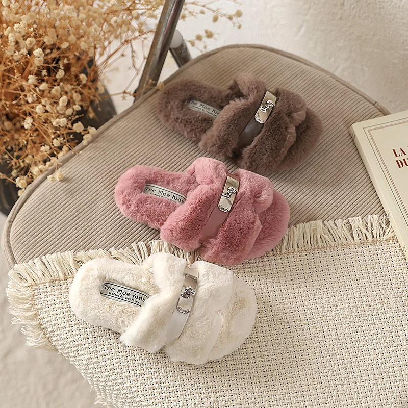 Girls Furry Slide Slippers Children Warm Plush Sandals Open Toe Non-slip Kids Indoor Outdoor Fluffy House Shoes 2026 New