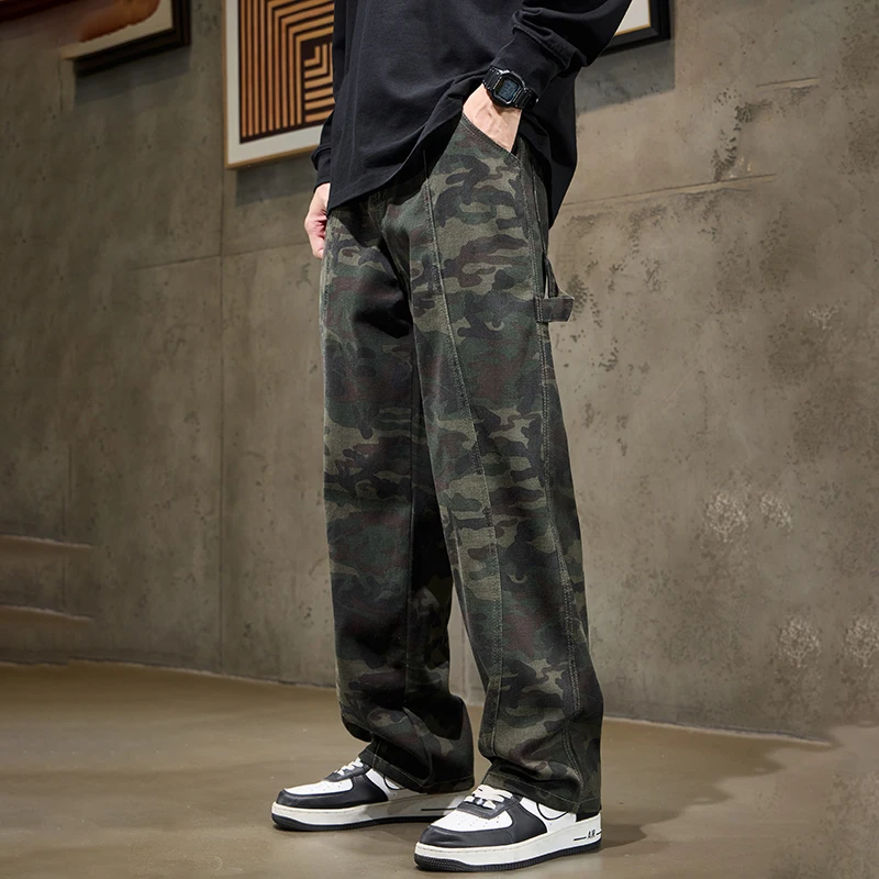 

2025 Spring Autumn New Korean Fashion Men's Straight Camouflage Jeans Streetwear Loose Denim Trousers Skateboard Pants Male
