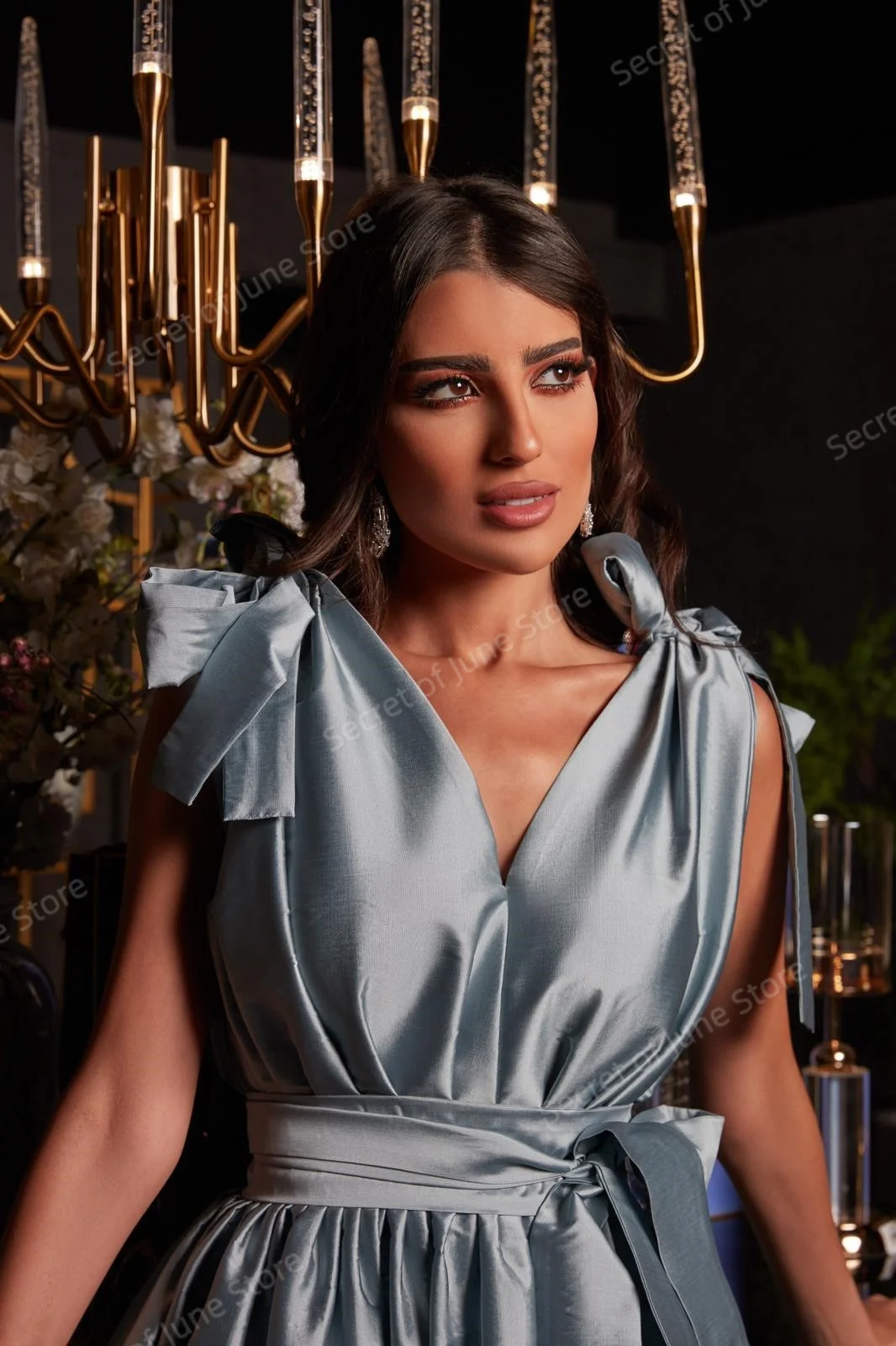 シンプルなマーメイドラインの女性用イブニングドレス、スイートハートネック、ビーズ刺繍入りノースリーブ、カスタムメイドの床丈スリット入りプロムドレス