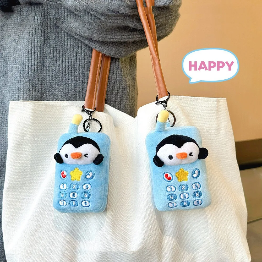 Écouteurs en peluche Pingu, porte-clés en peluche, dessin animé, téléphone drôle, poupée Pingu, pendentif doux et mignon, jouet pingouin en peluche, cadeau de Couple