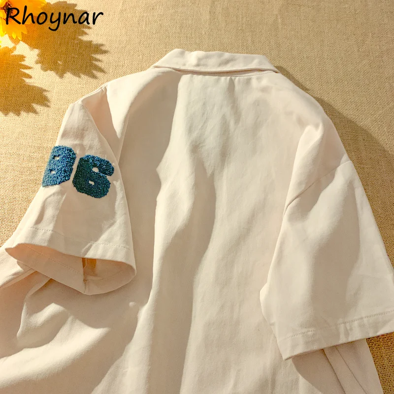 Shirts Frauen Alle-spiel Paar Mode Brief-bestickt Sommer drehen-unten Kragen Vintage Harajuku Koreanischen Stil Einfache weibliche Top