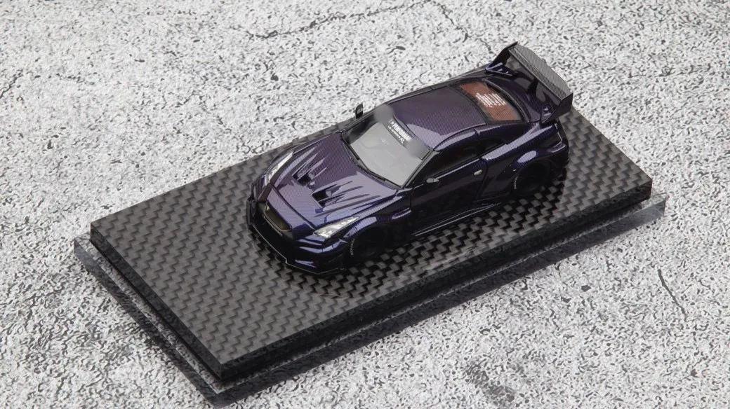 

Newly Stocks GOD'WEALTH 1/64 LB-Silhouette WORKS GT 35GT-RR Resin Model Car