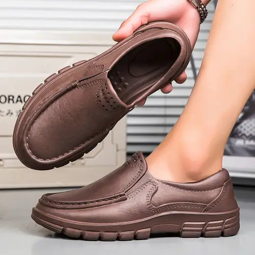 Fashion Leather Men's Casual Shoes Non-slip EVA Chef shoes Men Waterproof Loafers Comfort Soft soled Men Driving shoes Plus Size - Image 3