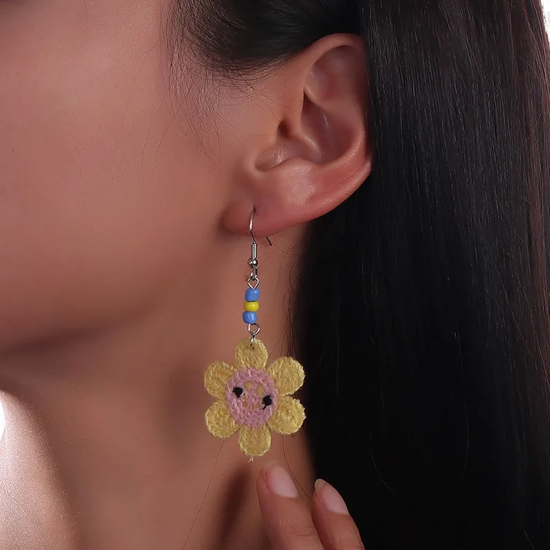 Aihua Niedliche gehäkelte Blumen-Ohrringe für Frauen und Mädchen, handgefertigt, Schmetterling, Schleife, flauschige Kugel-Ohrringe, Geburtstagsfeier, Schmuck, Geschenke – Detail 19