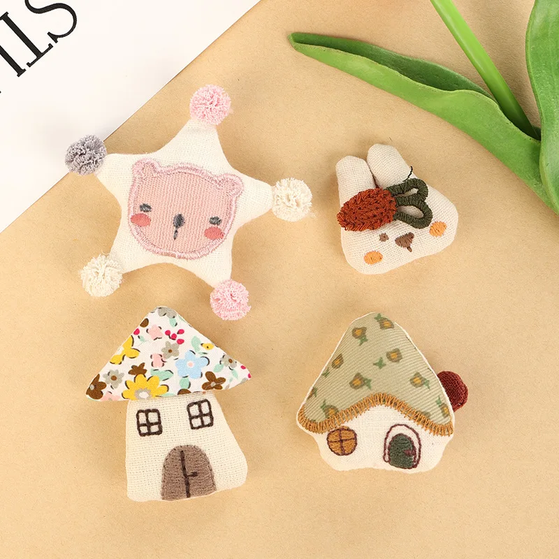 Sponge Three Dimensional Mushroom Bunny Brooch Cute Korean Style Sweet DIY Cartoon Rabbit Accessory For Women Daily Party Use
