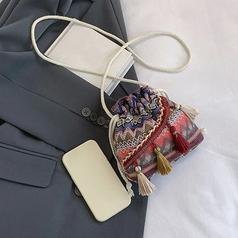 Красочная сумка с кисточками и цветочным принтом, большая вместительная женская сумка через плечо, портативная женская сумка через плечо с вышивкой, уличная